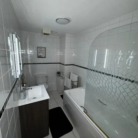Waterfoot Coastal Getaway Apartment Newcastle  Exterior photo