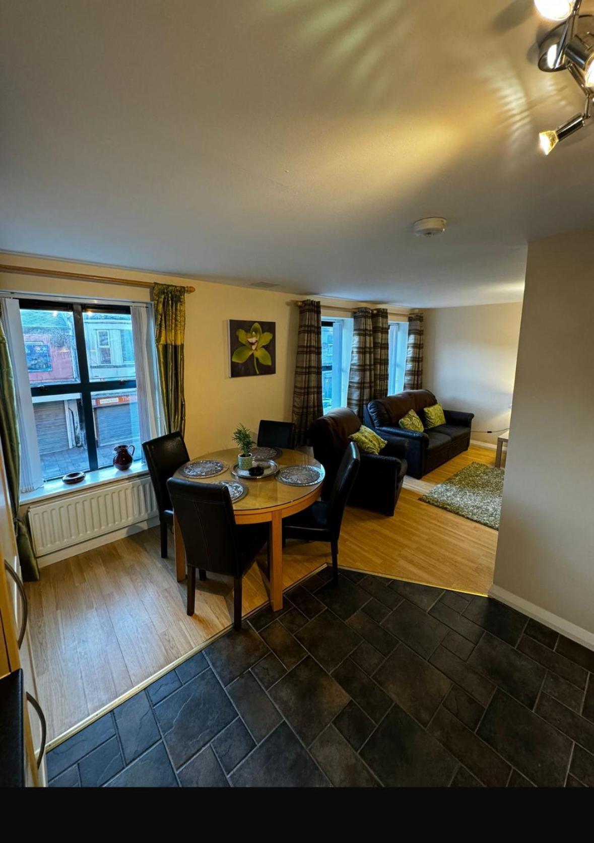 Waterfoot Coastal Getaway Apartment *